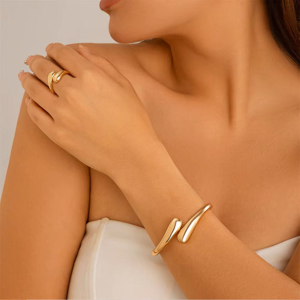 Classy Bangle Bracelet