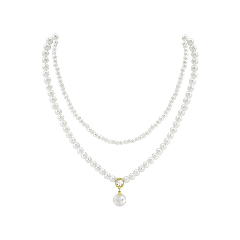 Elegant Faux Pearl Necklace